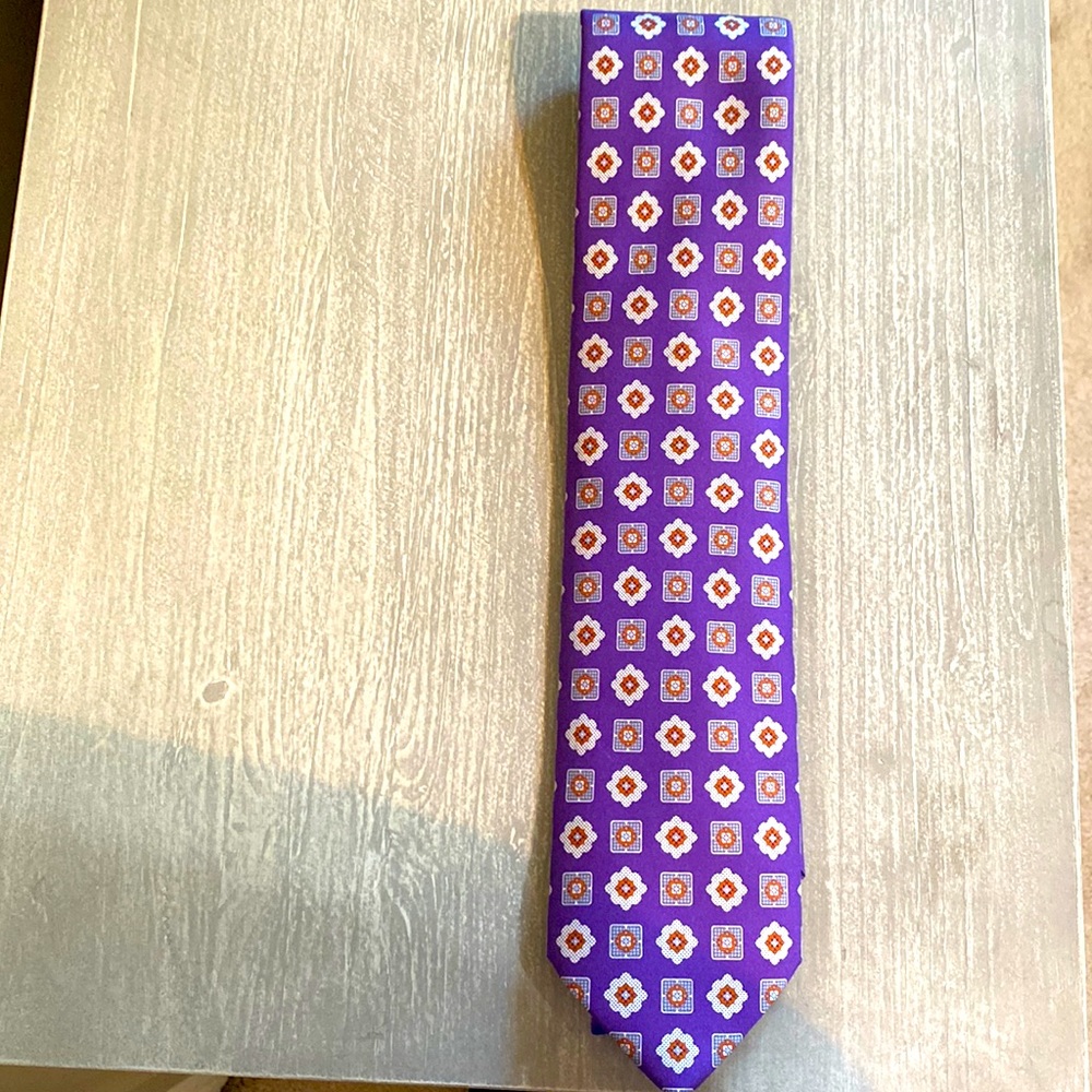 Brioni silk tie